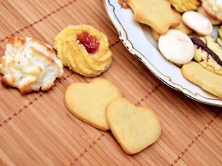 plates of cookies